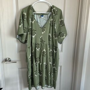 Old Navy V-Neck Mini Swing Dress
size Regular XL